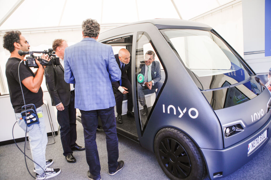 Elektrotage@barbaranidetzky 2038 KinfIYHc