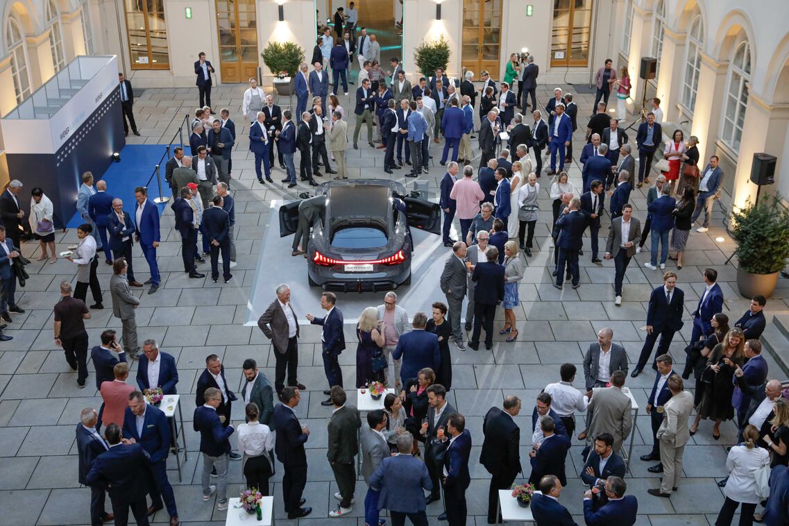 Thumb elektrotage1tag abend@barbaranidetzky 2715 B3cQq424